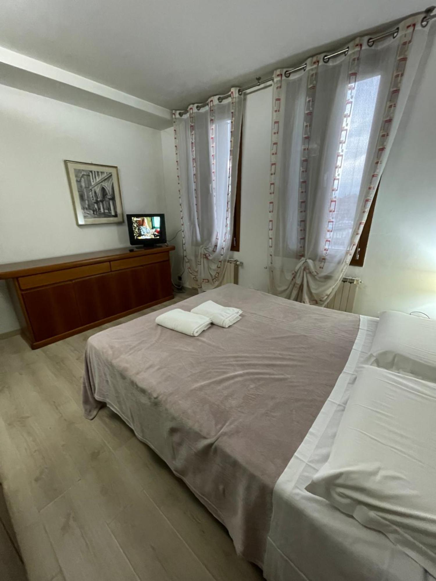 Sunset Venice Guest House Bagian luar foto